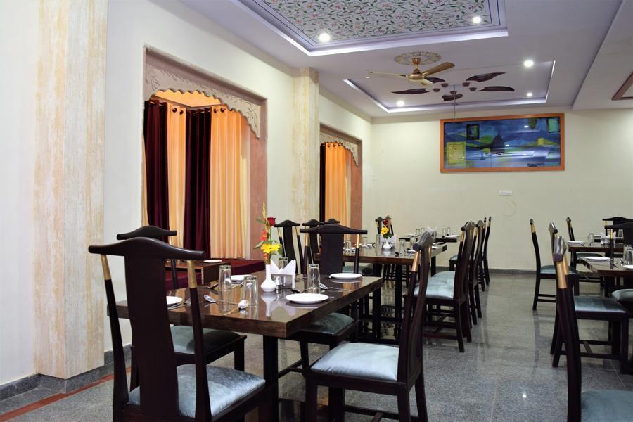 Hotel Garh Kumbha 贡珀尔格尔 外观 照片