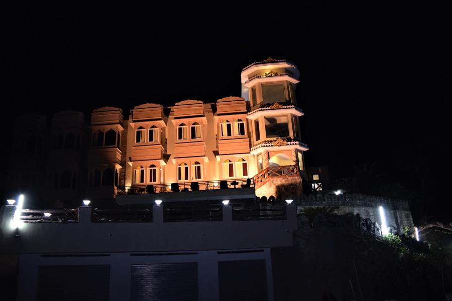 Hotel Garh Kumbha 贡珀尔格尔 外观 照片